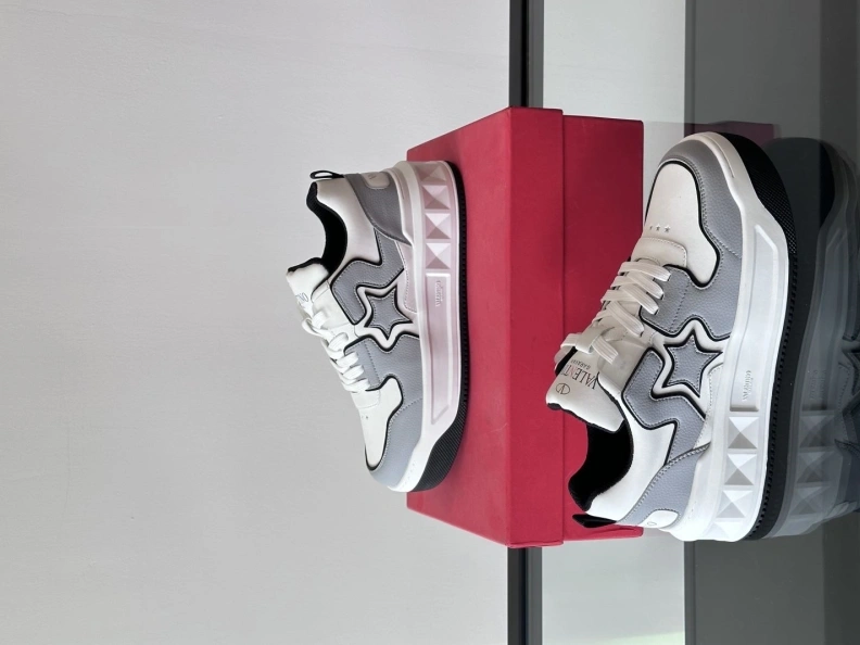 Breathable Vxlxntino Sneakers 229099