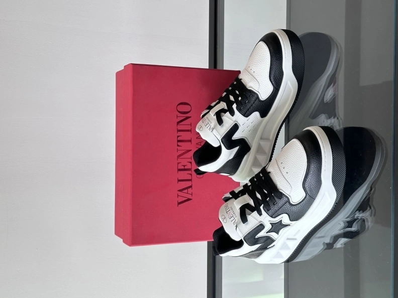 Trendy Vxlxntino Sneakers 229104