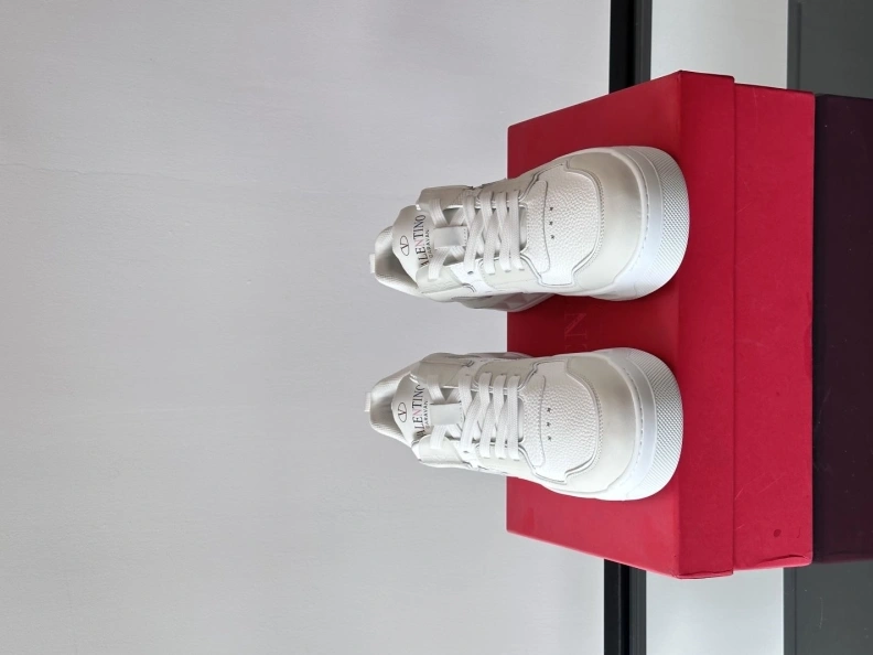 SportInspired Vxlxntino Sneakers 229105
