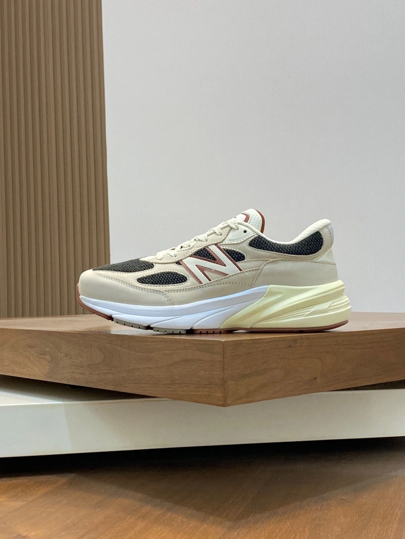 Othxr Sneakers EyeCatching 210624