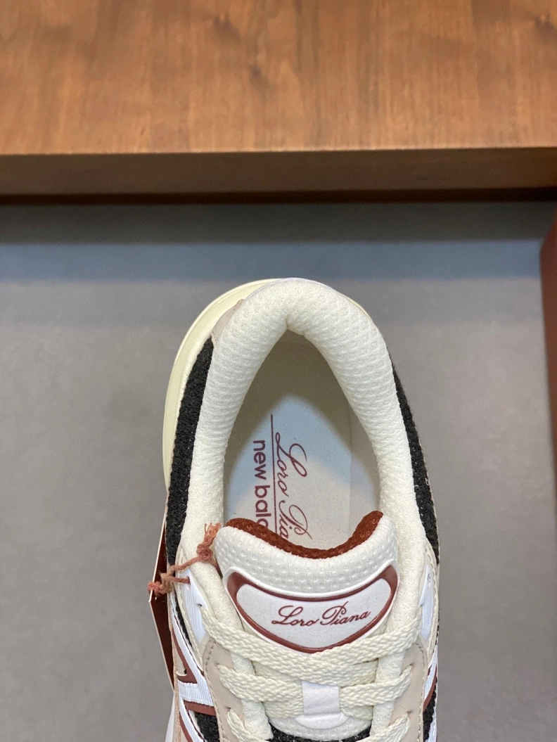 Othxr Sneakers EyeCatching 210624