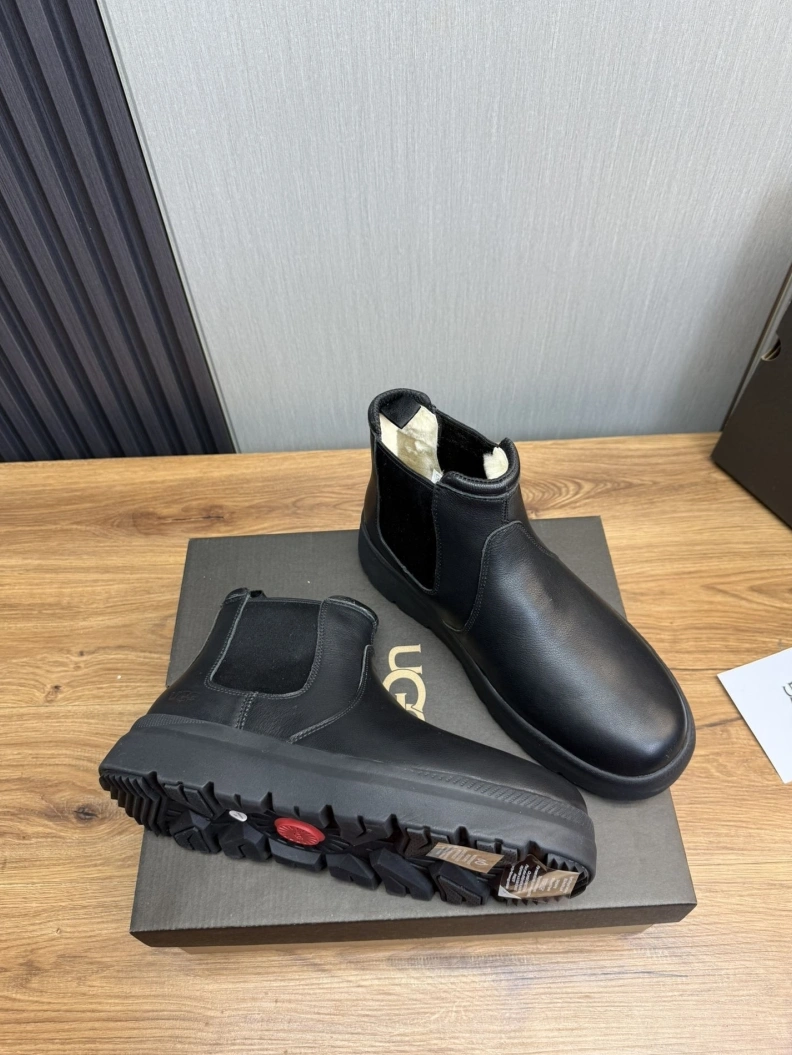 Fashionable Othxr Sneakers 210606