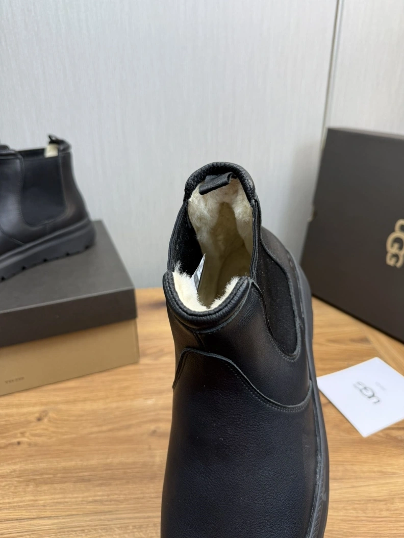 Fashionable Othxr Sneakers 210606