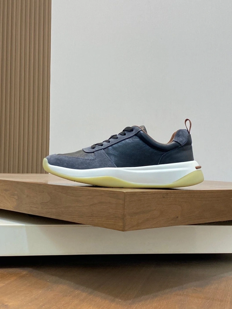 Versatile Othxr Sneakers 210584