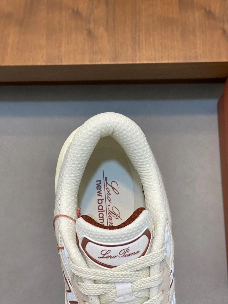Versatile Othxr Sneakers 210602