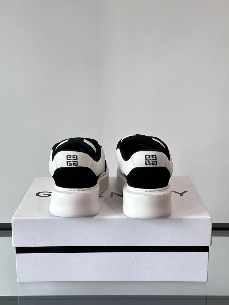 Gxvxnchy Sneakers Affordable 152311