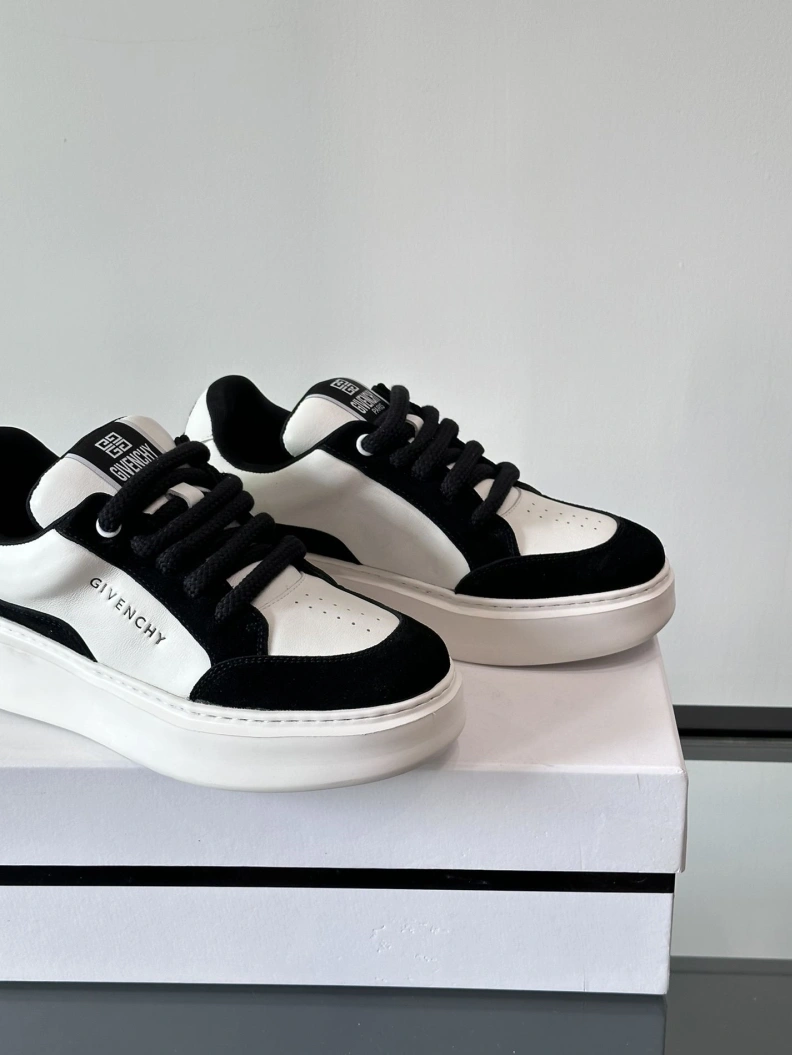 Gxvxnchy Sneakers Affordable 152311