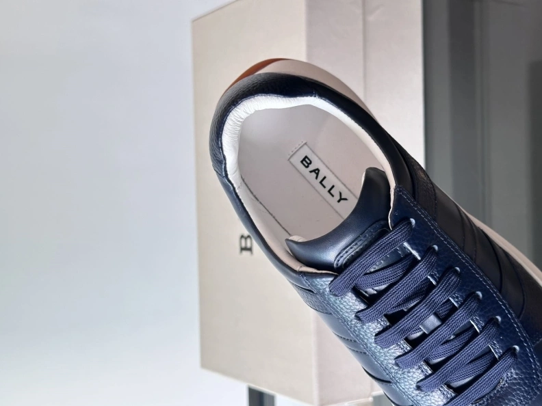 Durable Othxr Sneakers 210574
