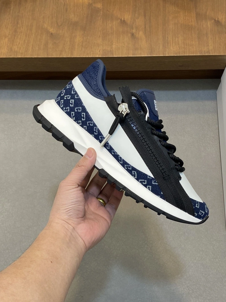 HighQuality Gxvxnchy Sneakers 152306