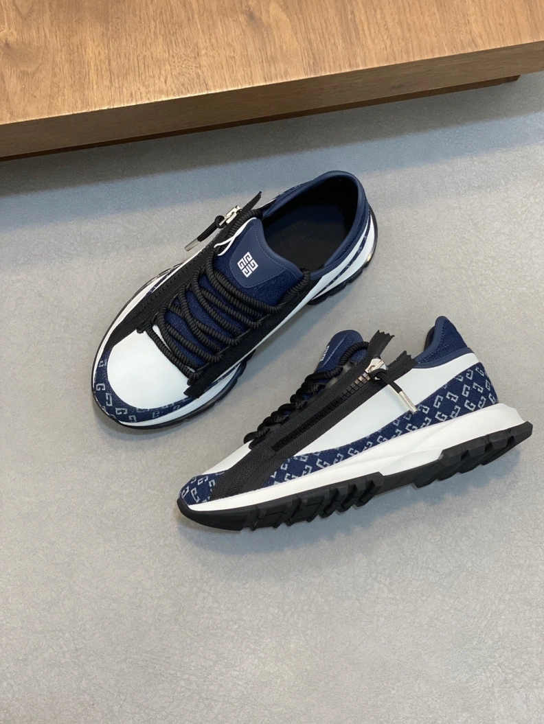 HighQuality Gxvxnchy Sneakers 152306