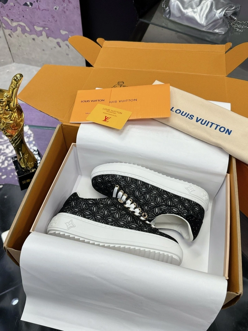LX Sneakers Durable 181521