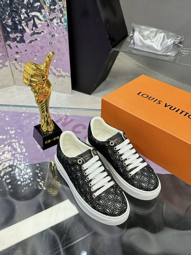 LX Sneakers Durable 181521
