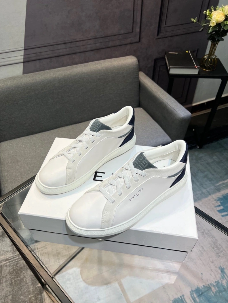 Gxvxnchy Sneakers HighQuality 152303