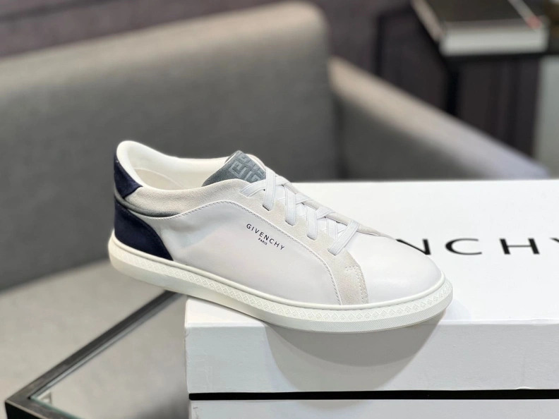 Gxvxnchy Sneakers HighQuality 152303