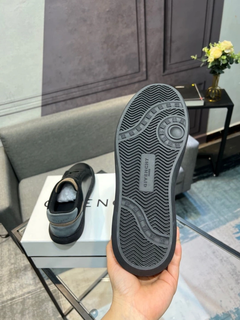 Gxvxnchy Sneakers Compact 152302