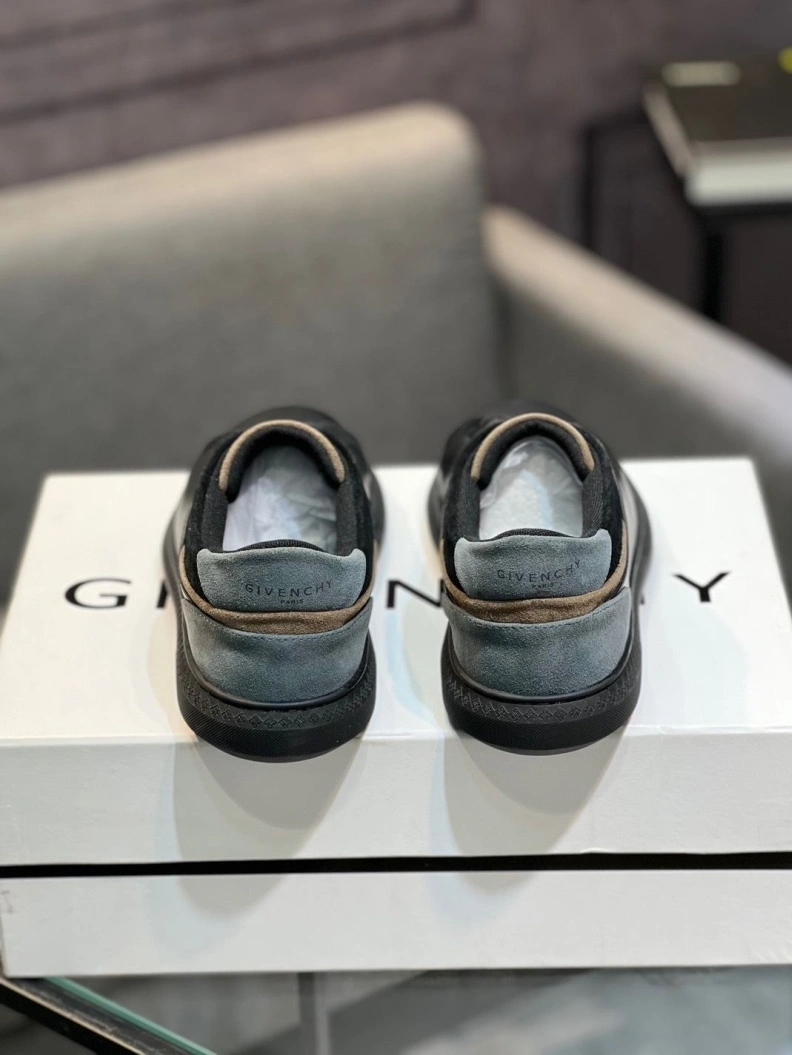 Gxvxnchy Sneakers Compact 152302