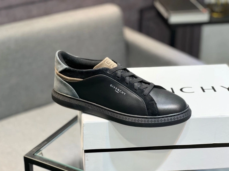 Gxvxnchy Sneakers Compact 152302