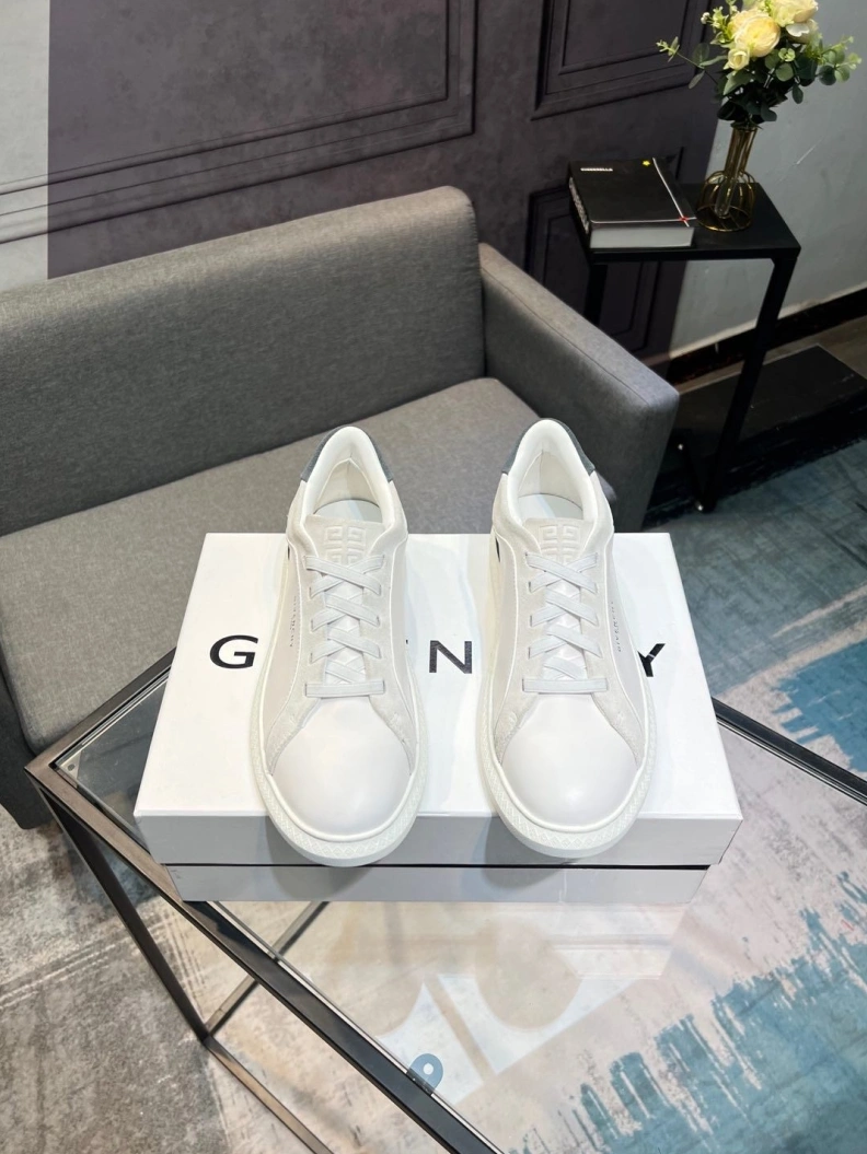 Gxvxnchy Sneakers Functional 152301
