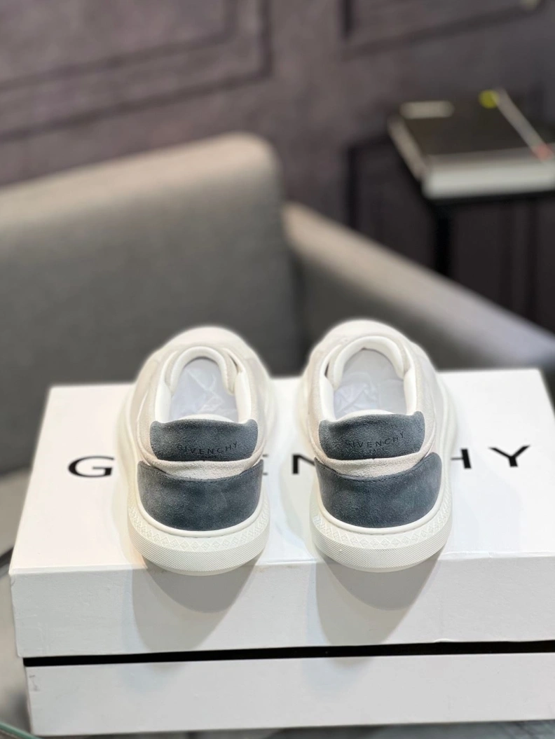 Gxvxnchy Sneakers Functional 152301
