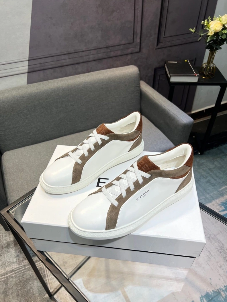 Gxvxnchy Sneakers Unique 152291