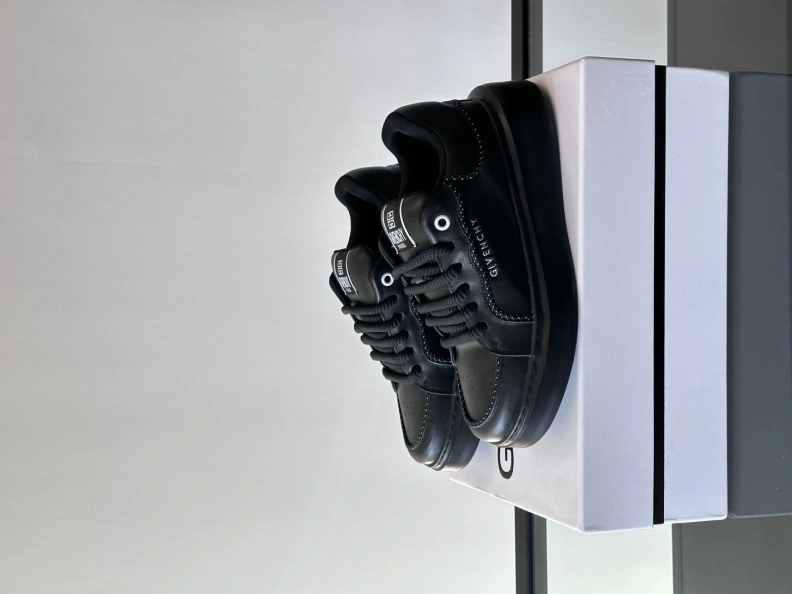 Gxvxnchy Sneakers Reliable 152298