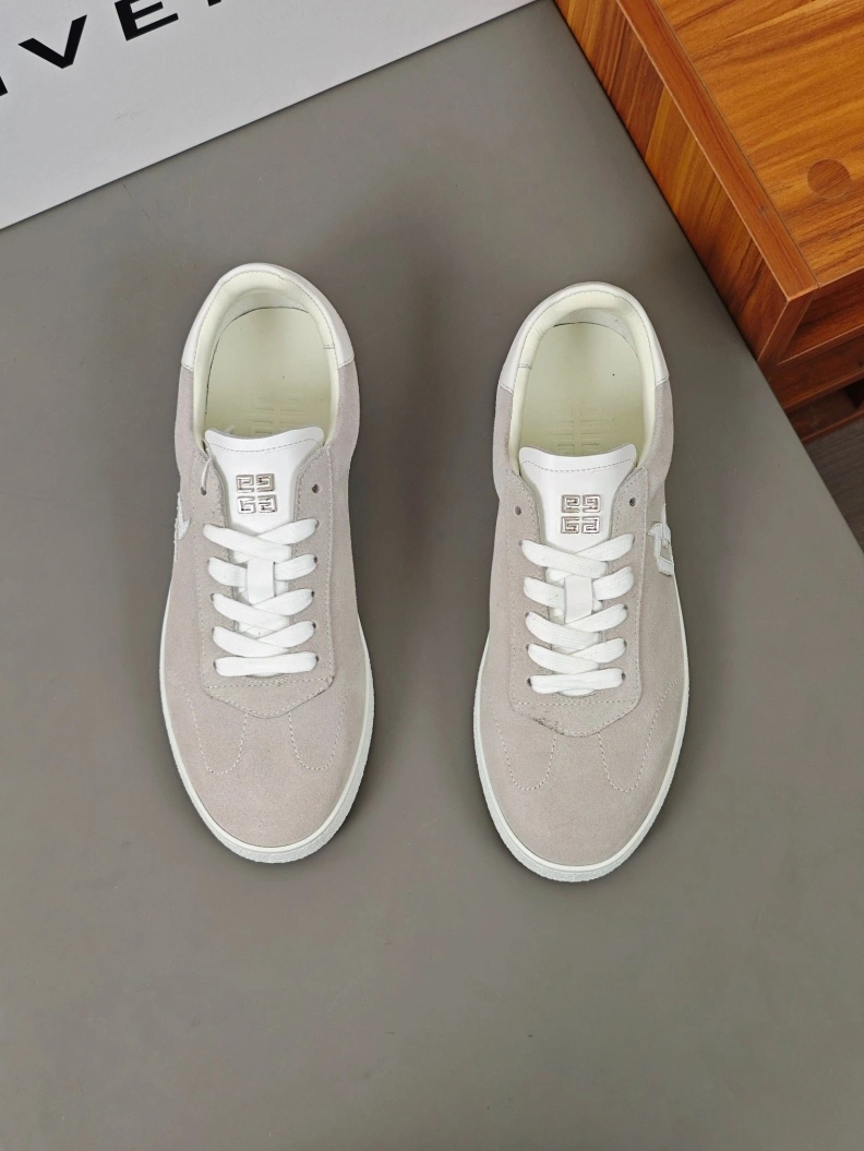 Gxvxnchy Sneakers AllSeason 152286