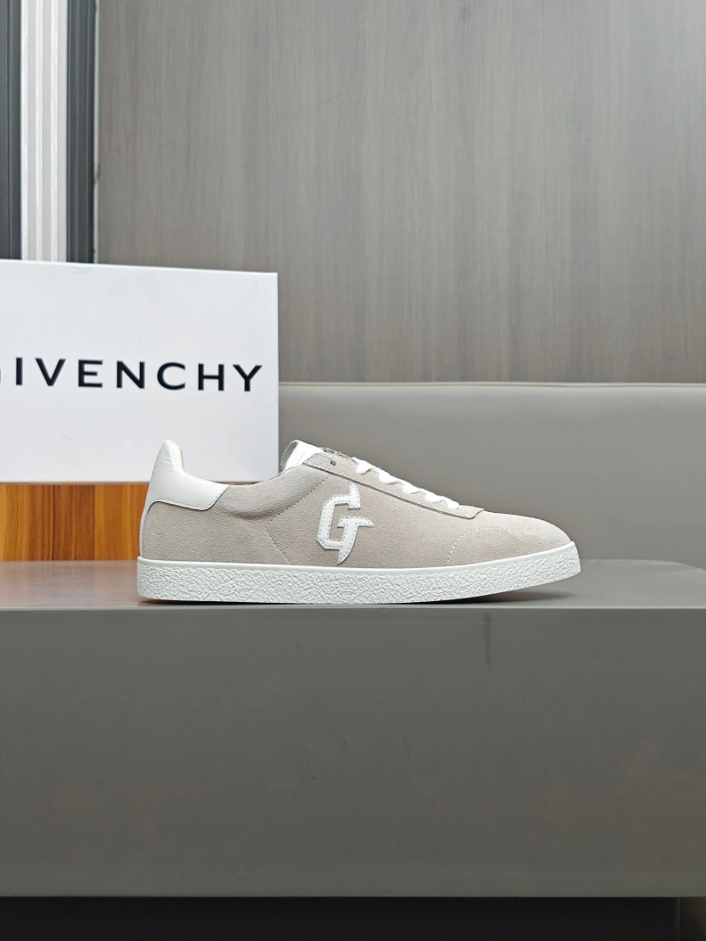 Gxvxnchy Sneakers AllSeason 152286