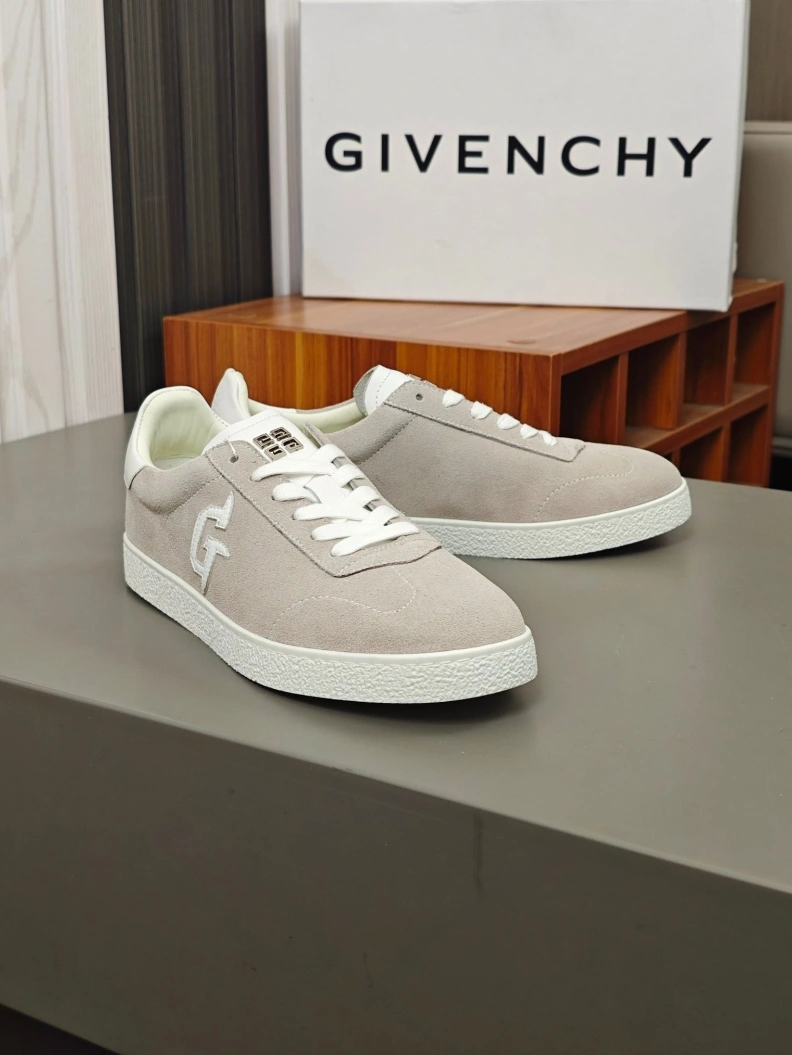 Gxvxnchy Sneakers AllSeason 152286