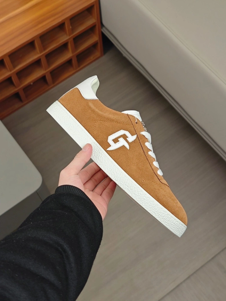 Gxvxnchy Sneakers Affordable 152297