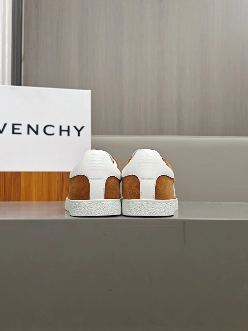 Gxvxnchy Sneakers Affordable 152297
