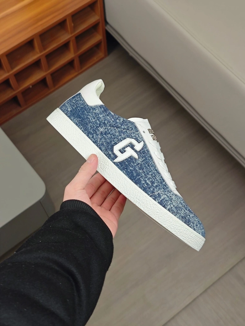Functional Gxvxnchy Sneakers 152289
