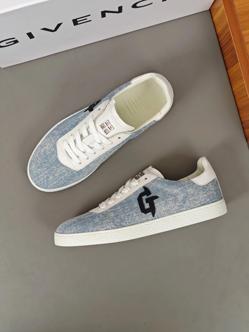 Gxvxnchy Sneakers Resilient 152290