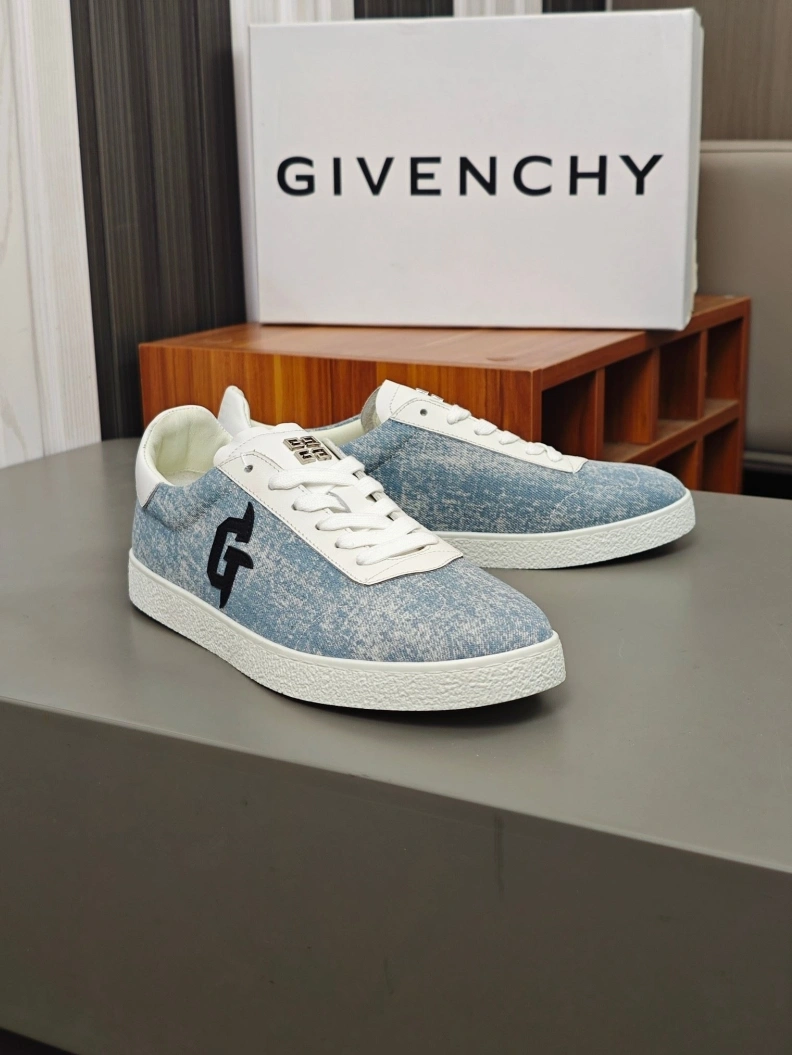 Gxvxnchy Sneakers Resilient 152290