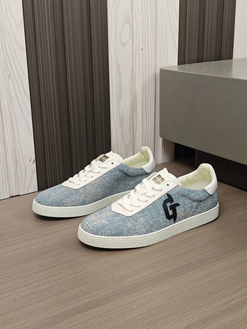 Gxvxnchy Sneakers Resilient 152290