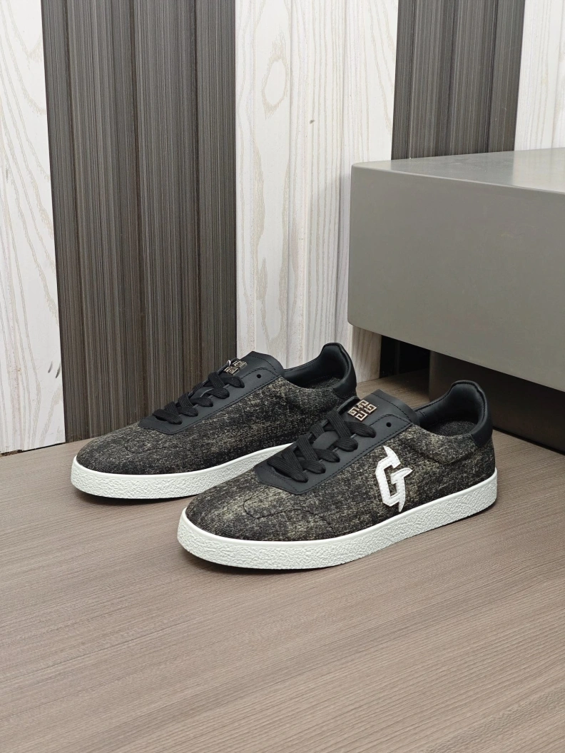 UrbanStyle Gxvxnchy Sneakers 152285