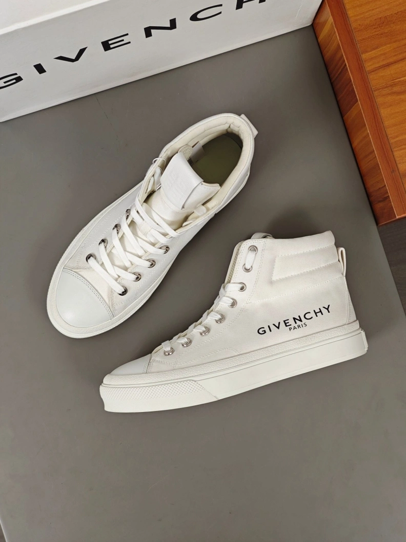 ModernLook Gxvxnchy Sneakers 152294