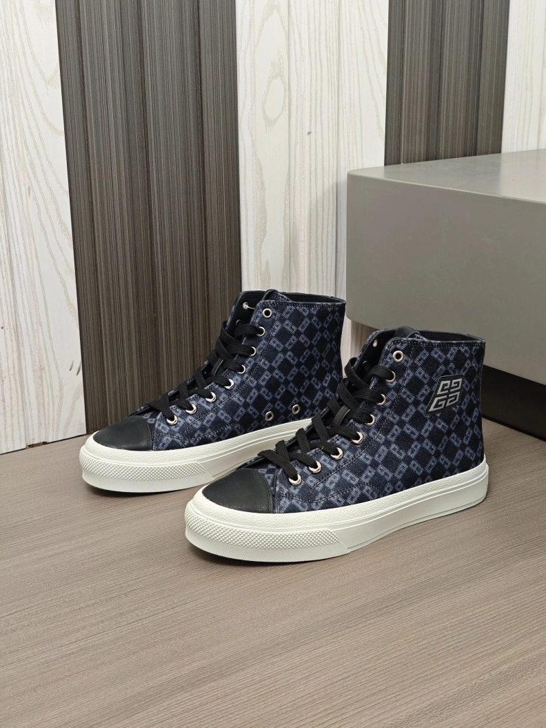 Gxvxnchy Sneakers StreetReady 152279