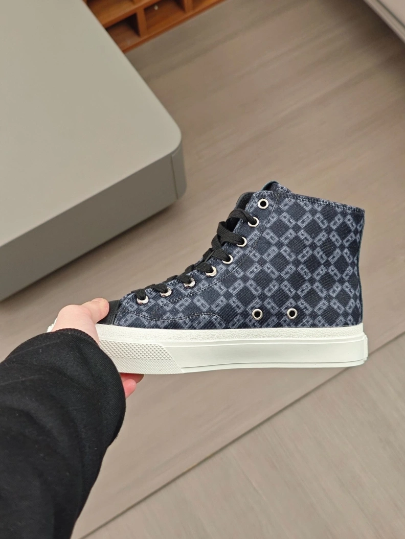 Gxvxnchy Sneakers StreetReady 152279