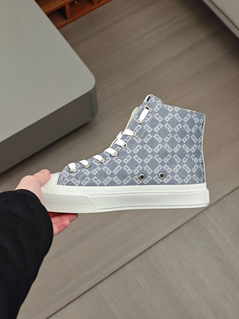 Gxvxnchy Sneakers Lightweight 152277