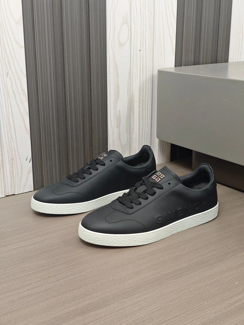 Gxvxnchy Sneakers Affordable 152273