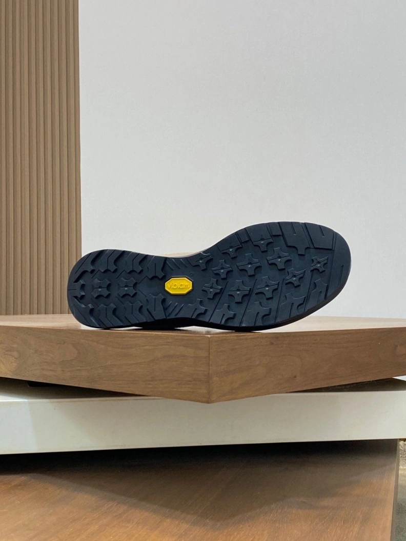 Sleek Othxr Sneakers 210544