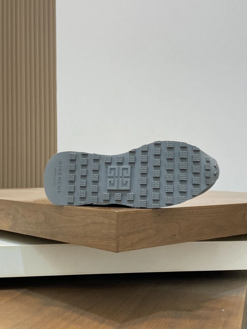 Gxvxnchy Sneakers Reliable 152272