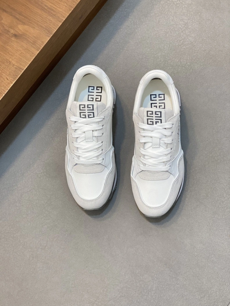 Gxvxnchy Sneakers Bold 152268