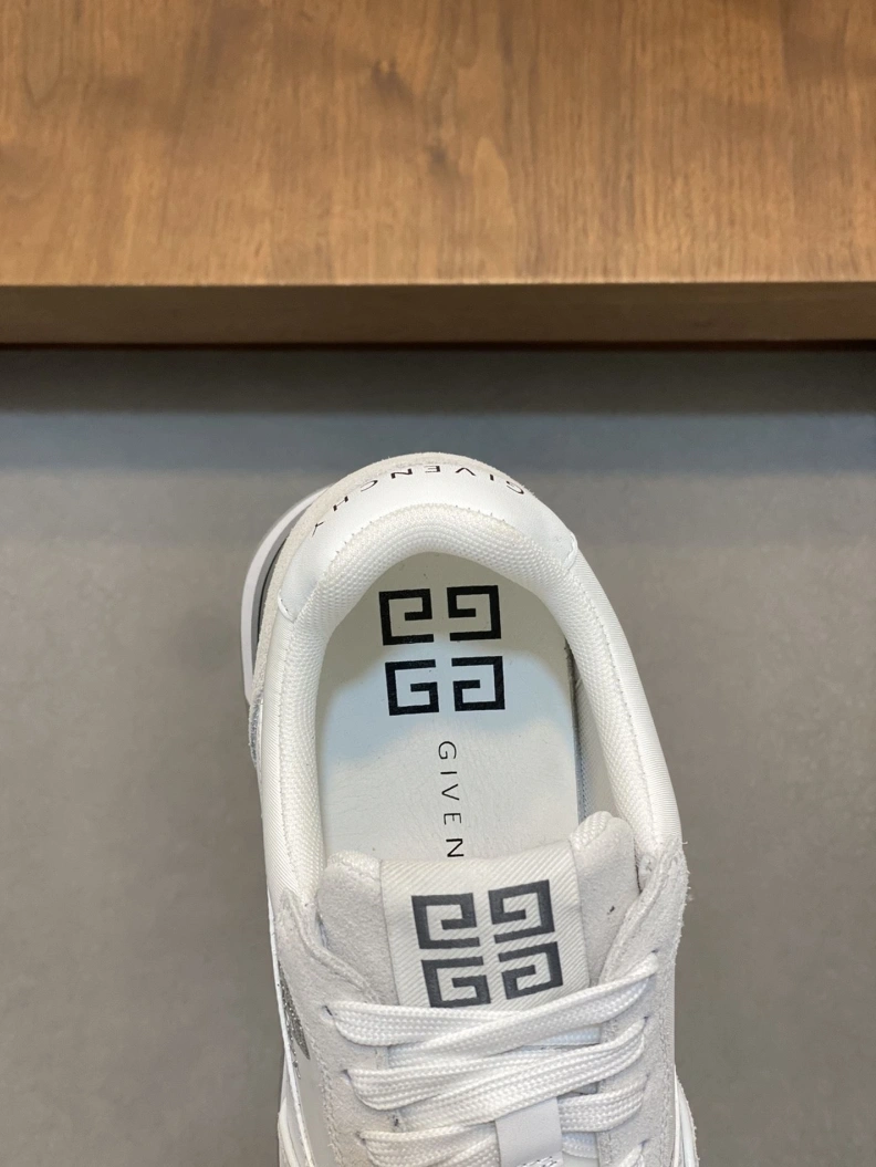 Gxvxnchy Sneakers Bold 152268