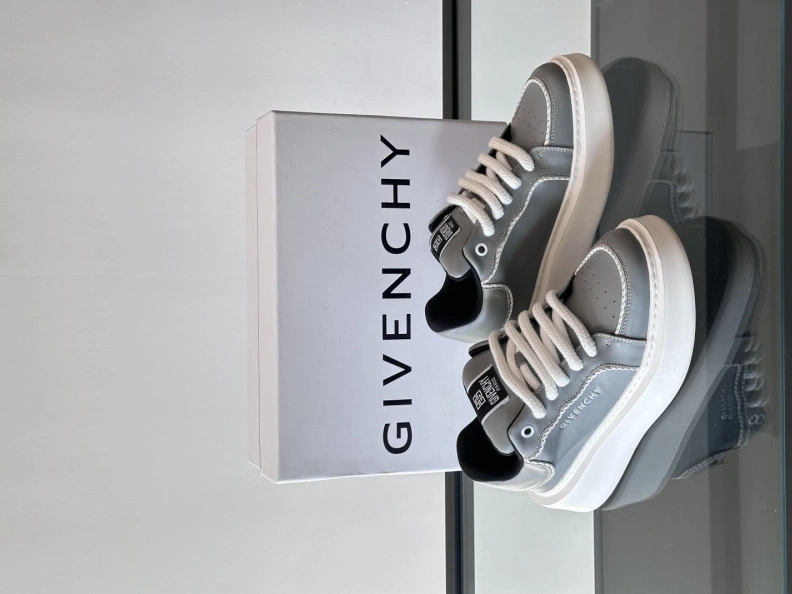 Gxvxnchy Sneakers Bold 152266
