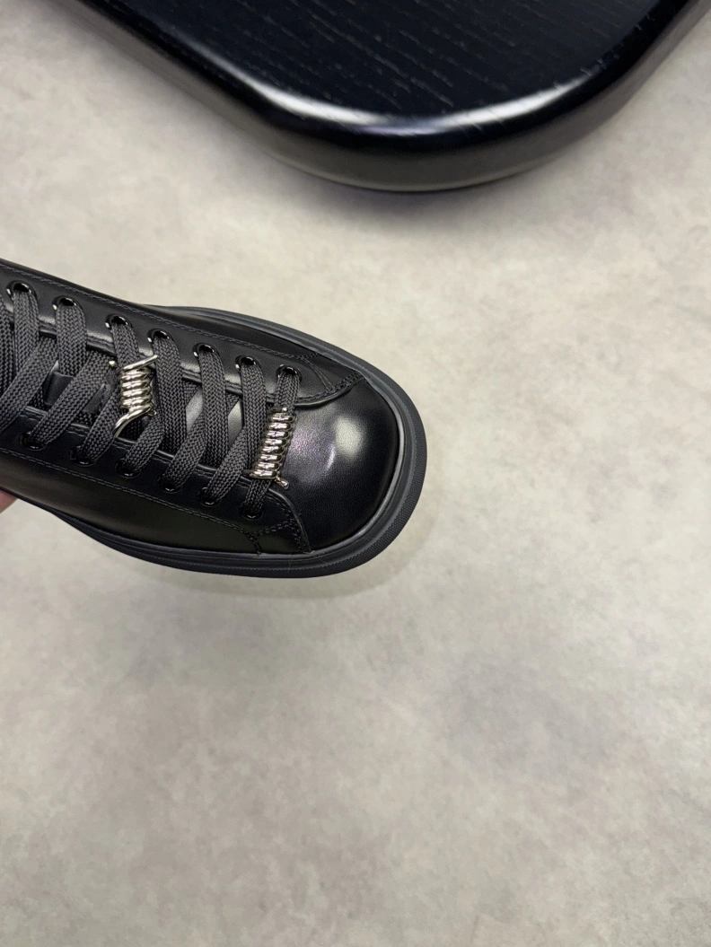 Sophisticated Bxrbxrry Sneakers 114515