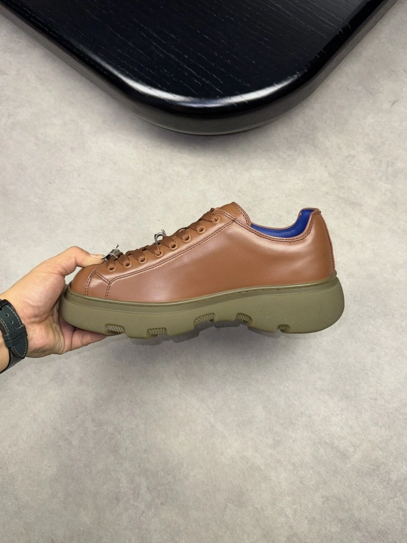 AllSeason Bxrbxrry Sneakers 114525