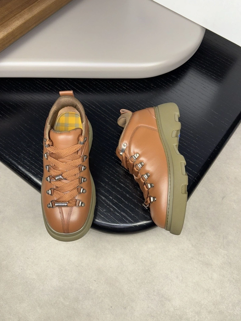Bright Bxrbxrry Sneakers 114528
