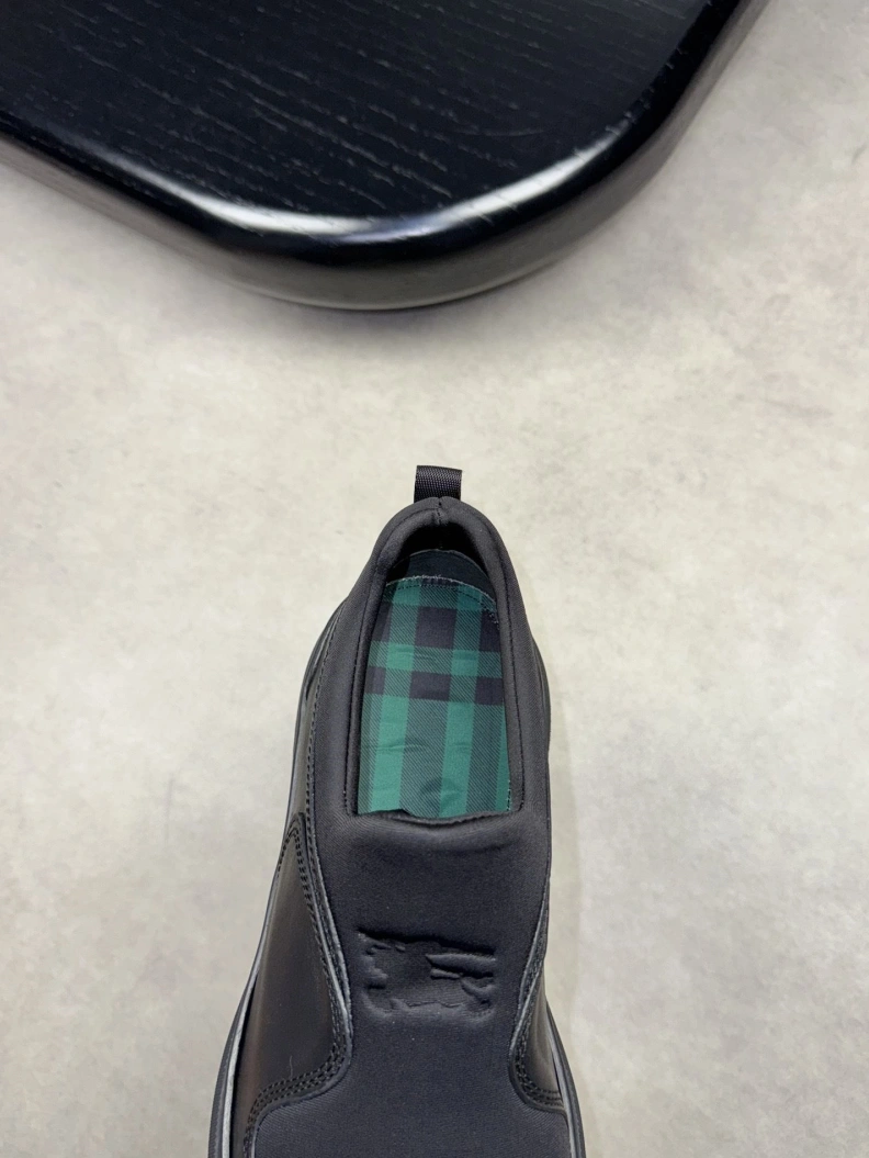 Bxrbxrry Sneakers Practical 114514