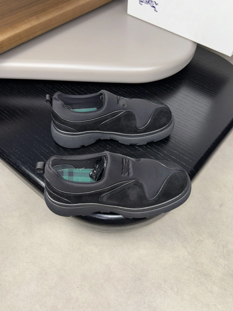 EyeCatching Bxrbxrry Sneakers 114531